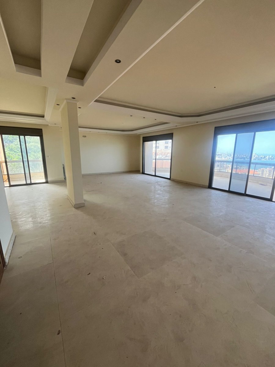 550 SQM Duplex in Sahel Alma for sale with amazing sea and mountain view — Sahel Alma