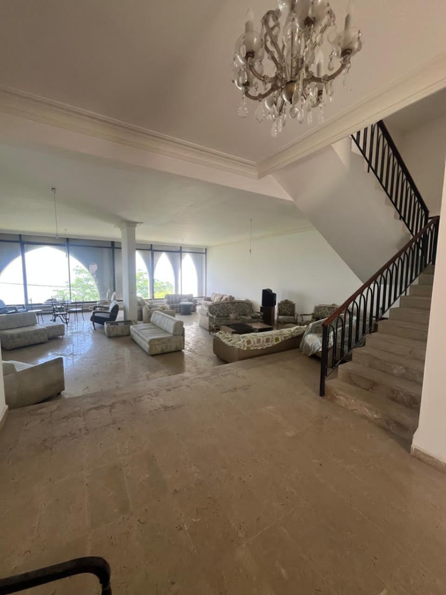 790SQM Traditional Villa For Sale In Adma With Sea And Mountain View — Adma