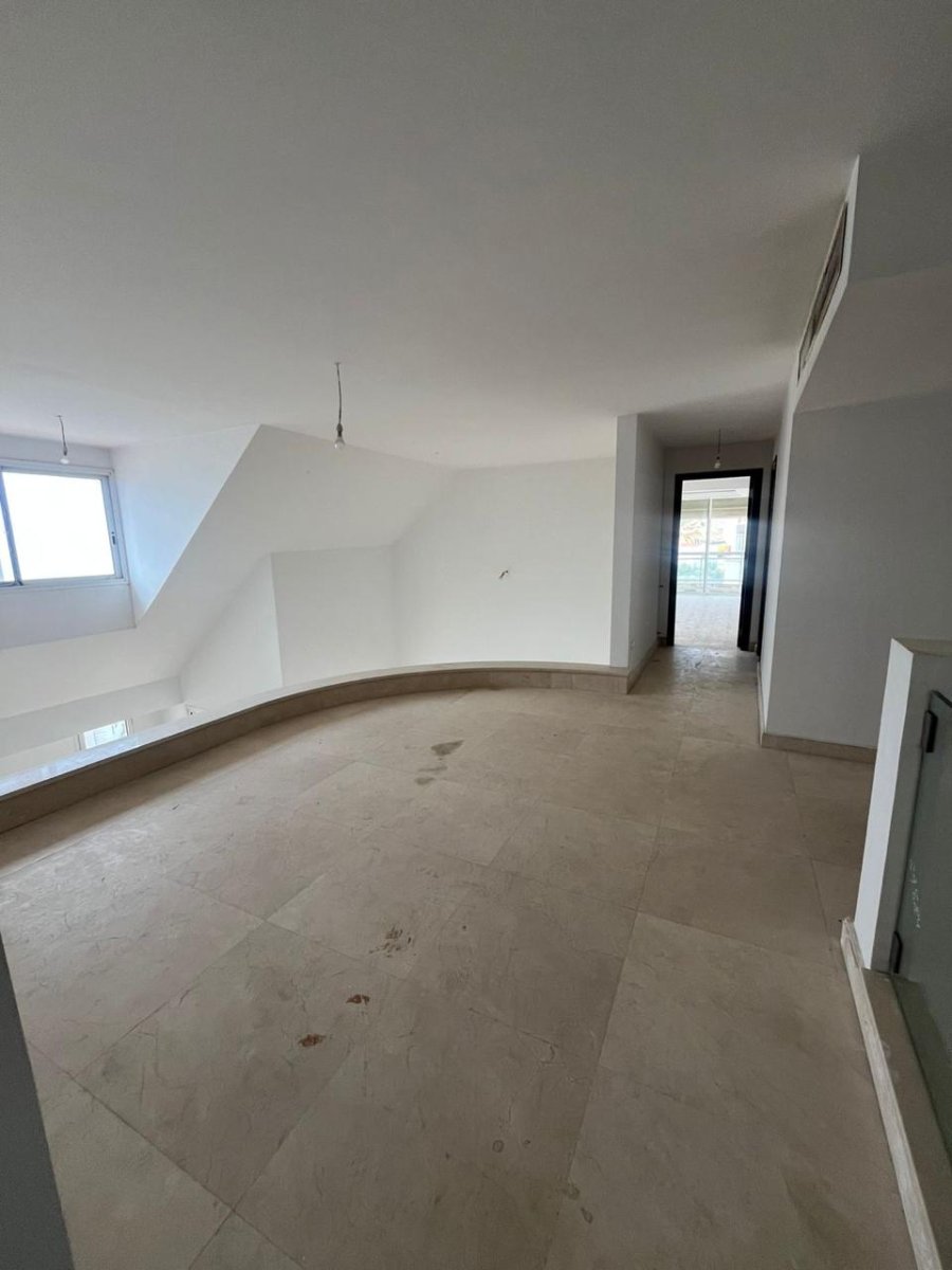 550 SQM Duplex For Sale In Adma - Kesewran  ( Sea View, gym and Swimming Pool ) — photo 13