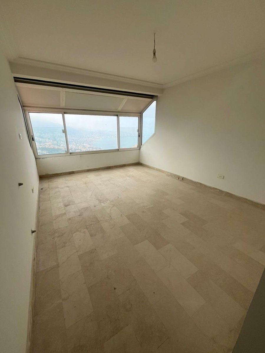 550 SQM Duplex For Sale In Adma - Kesewran  ( Sea View, gym and Swimming Pool ) — photo 16