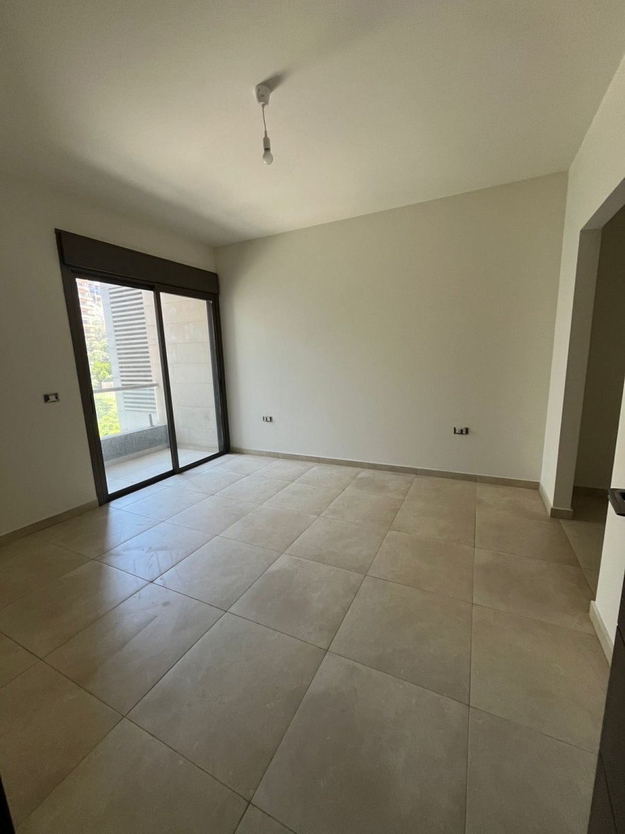 220 SQM delux apartment for sale in Sahel Alma with sea view — photo 10