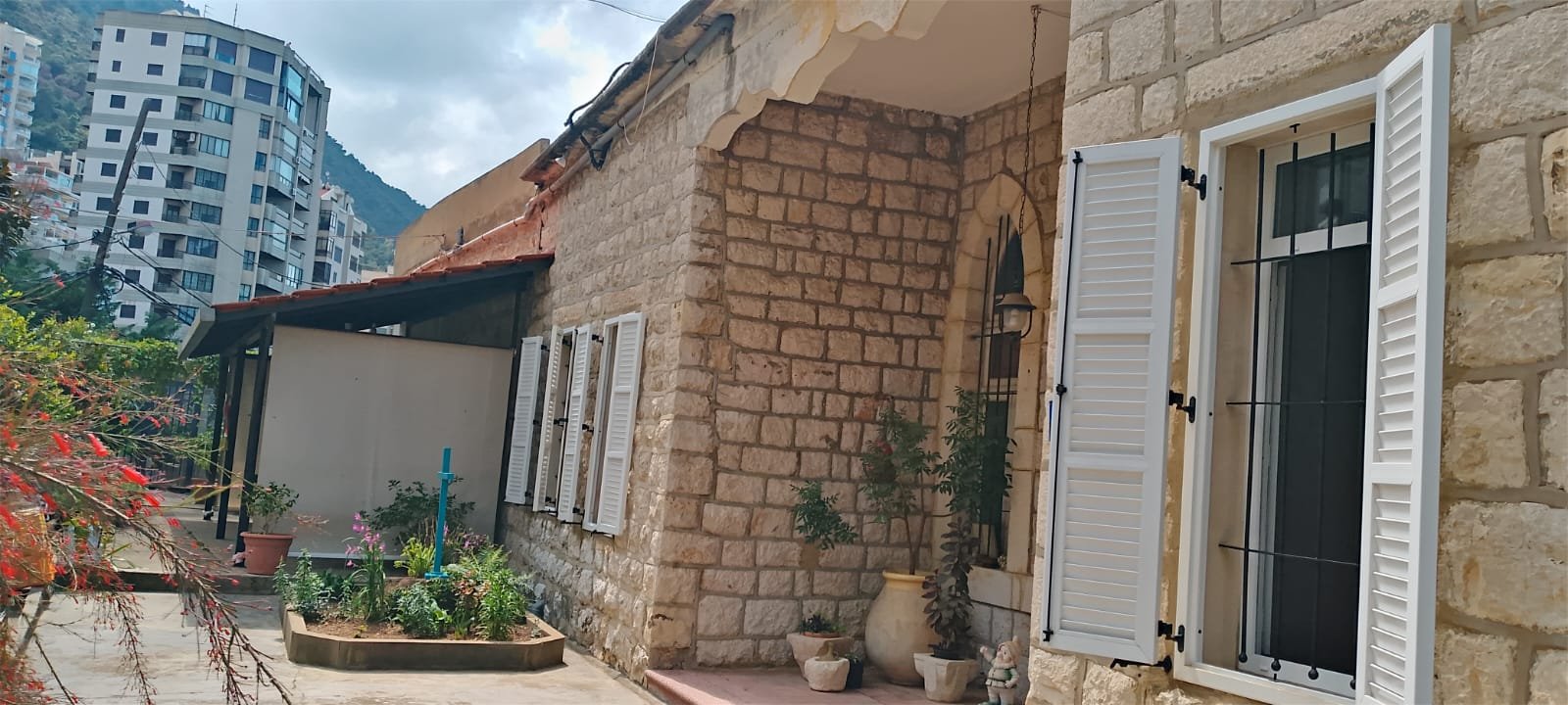 Land for sale in Sahel Alma with 250 SQM traditional old house — photo 11