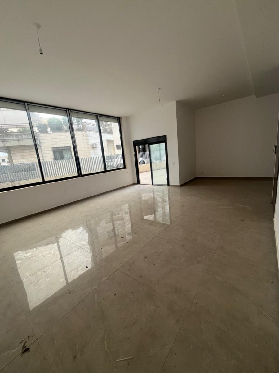 Apartment for sale in Adma with large terrace — photo 2
