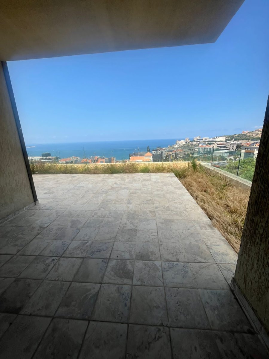 293SQM Apartment For Sale In Kfarhbab - Keserwan ( Panoramic sea view ) — main photo