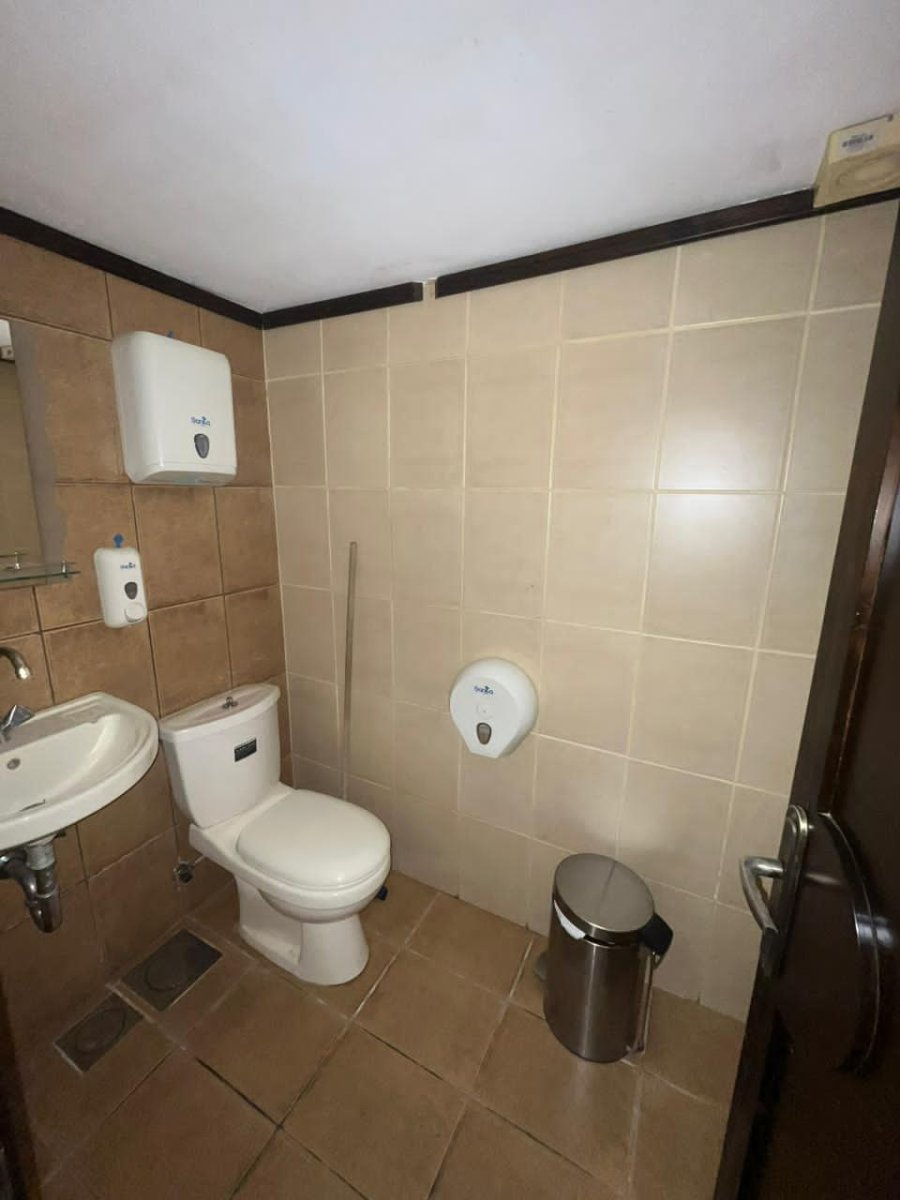 137 SQM shop for rent in Tabarja — photo 6