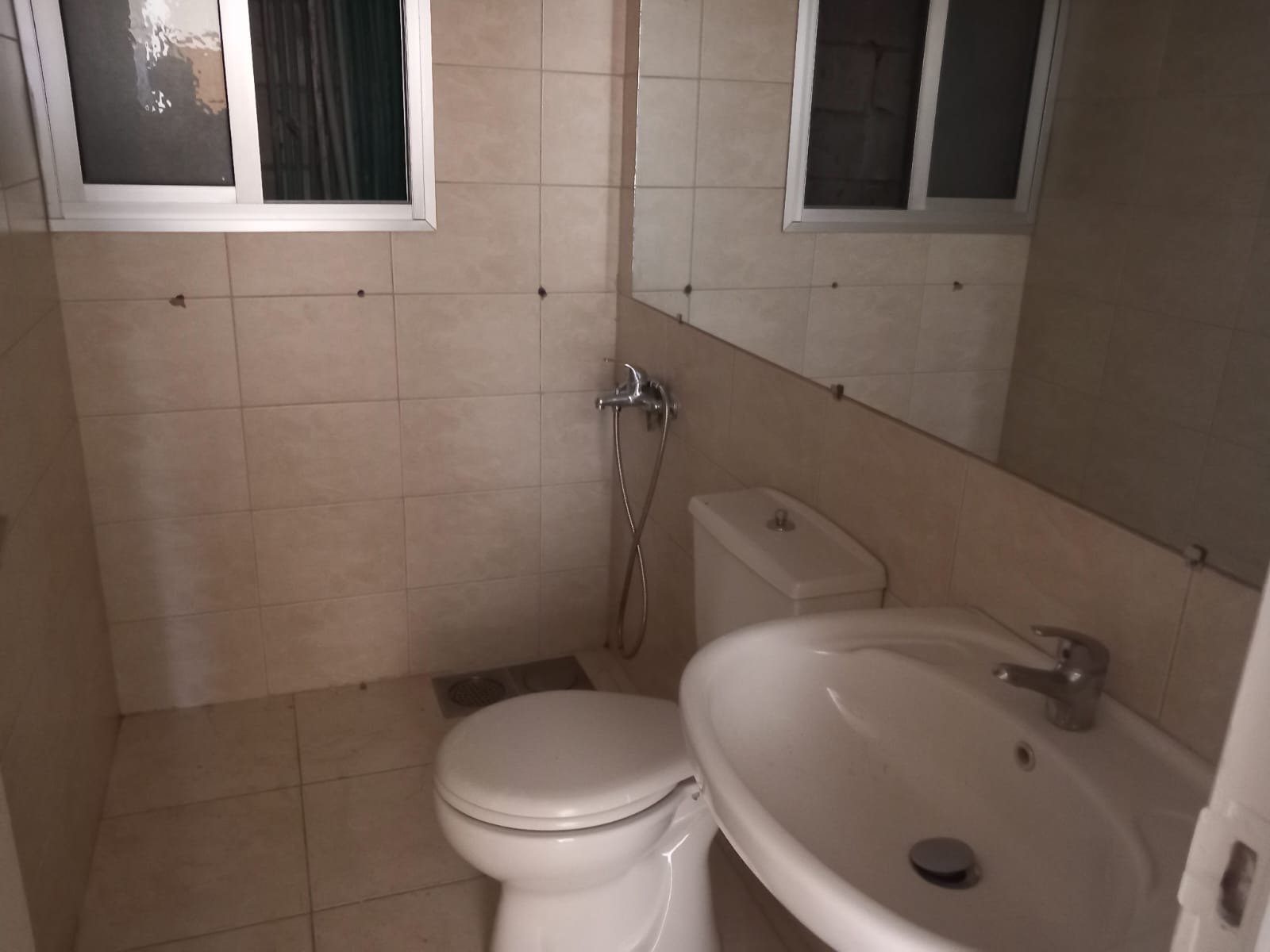 140SQM Office For Rent in zalka — photo 3