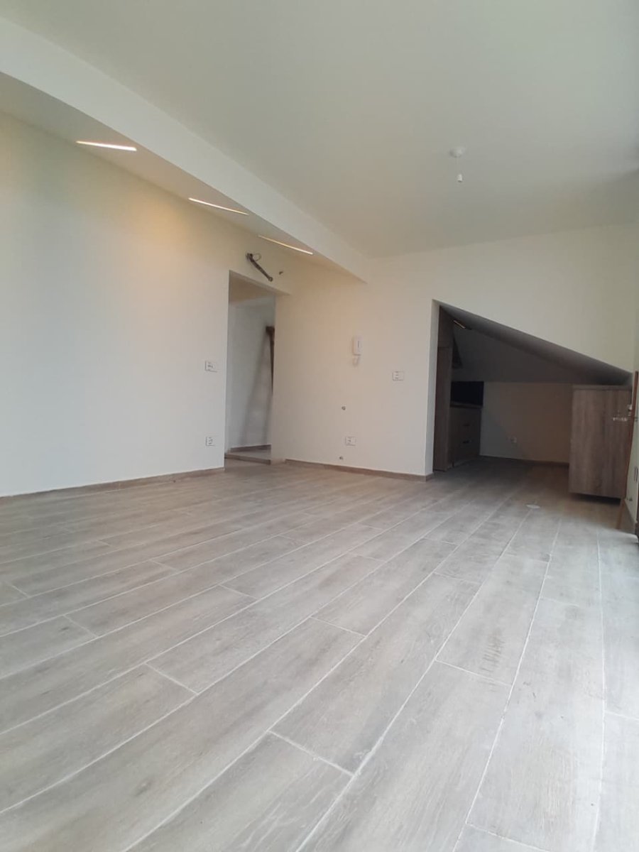 wonderful 3rd floor apartment + roof for sale — photo 12