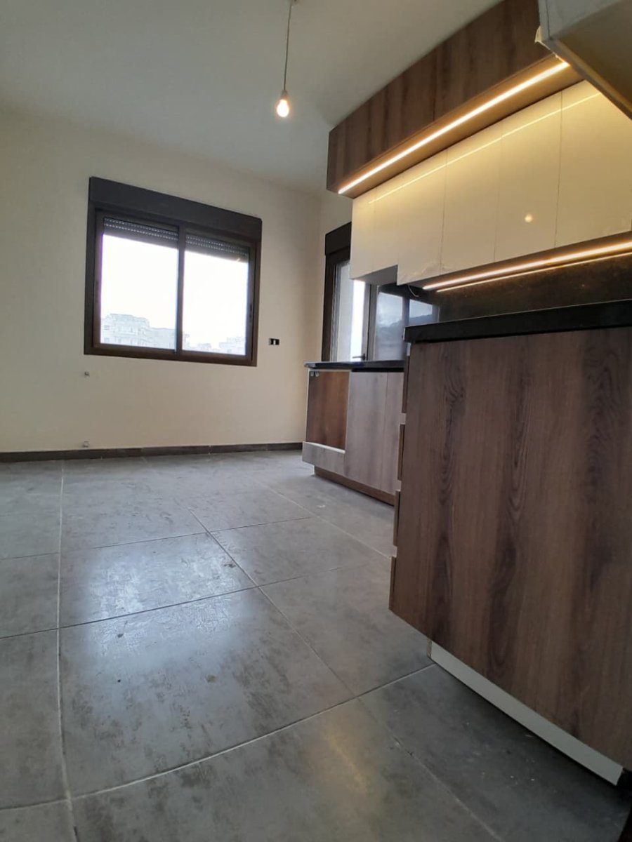 wonderful 3rd floor apartment + roof for sale — photo 3