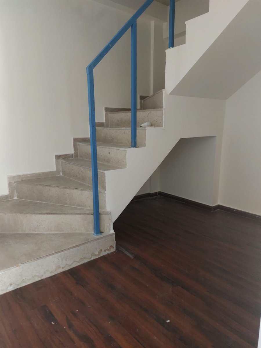 well located shop in Jbeil ( Byblos ) for rent — photo 5