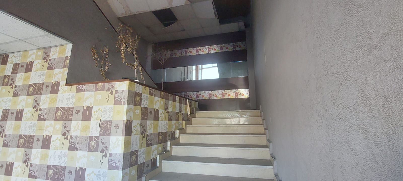 Showroom for rent directly on beach road — photo 11