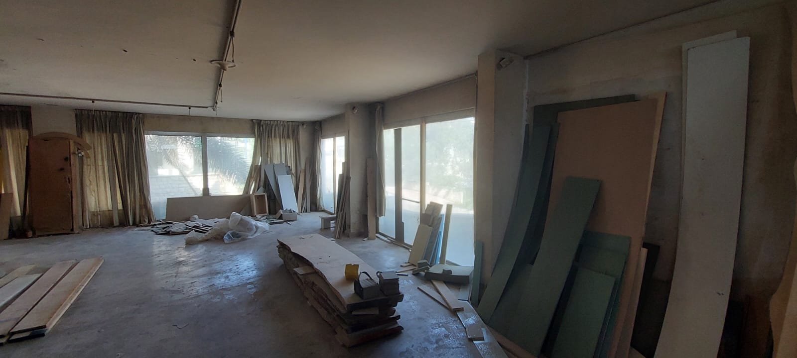 Showroom available directly on Amchit main road — photo 3