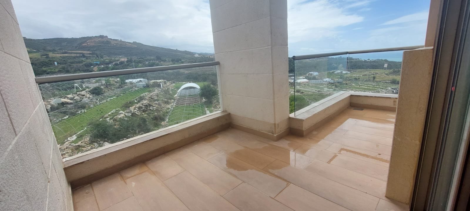 Modern roof for sale in hboub — photo 9