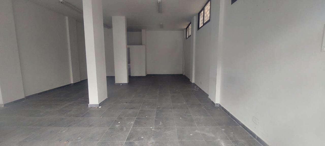 Shop on hboub main road for sale — photo 2