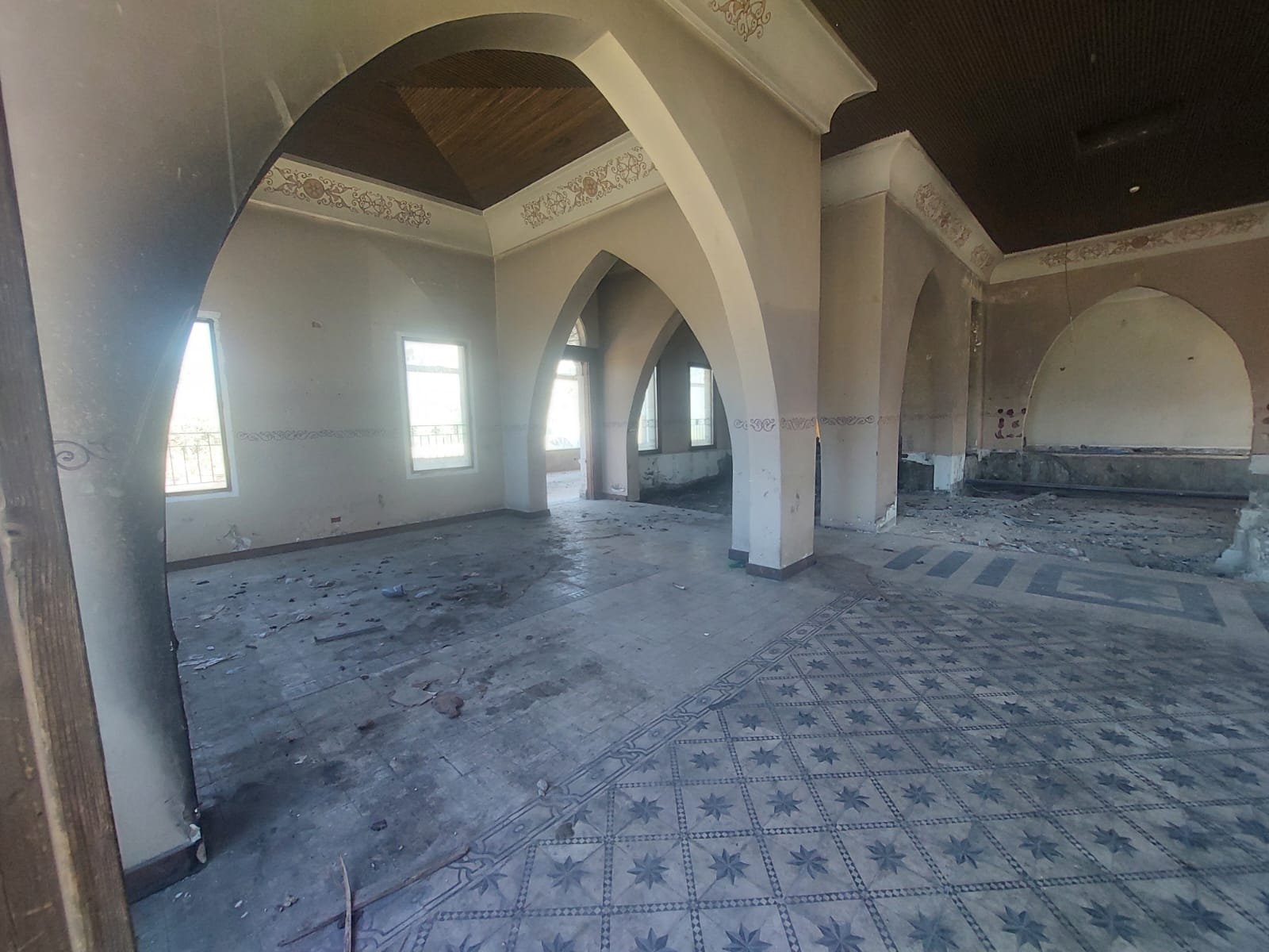 1,250sqm Prime Commercial Restaurant for Rent in Jbeil — photo 4