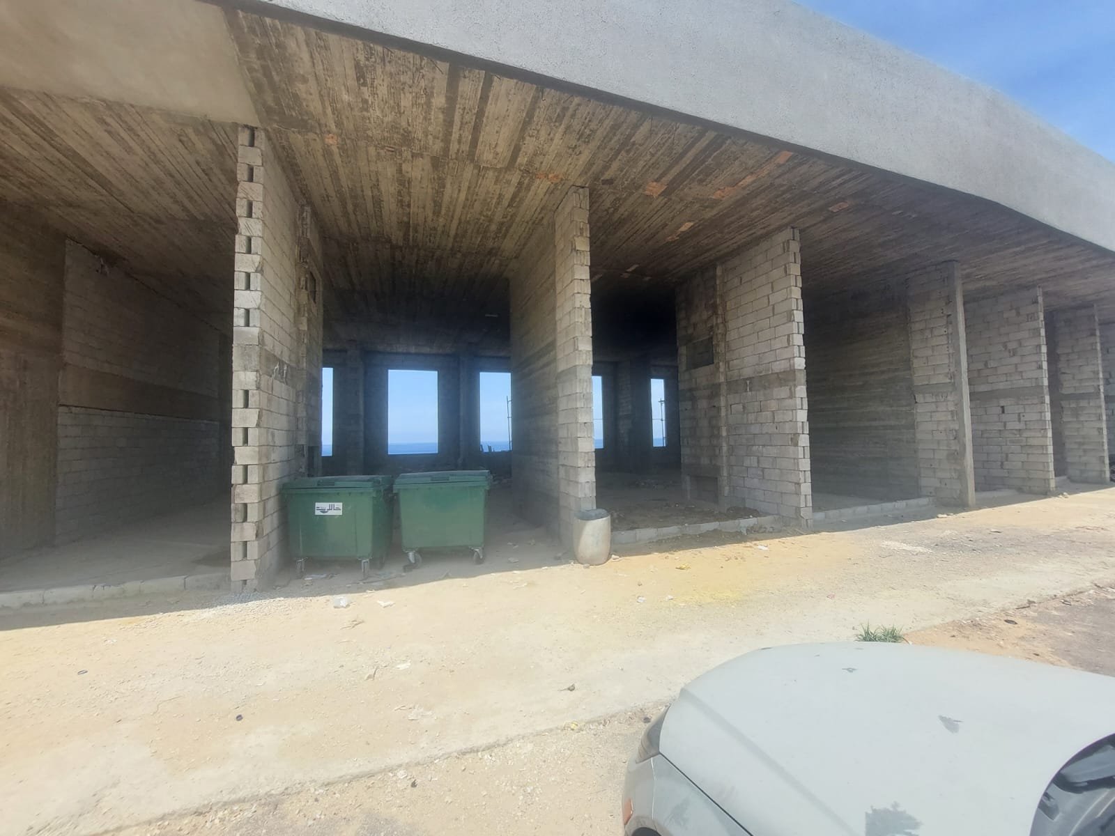 100m Shop for Rent Halat Highway — photo 2