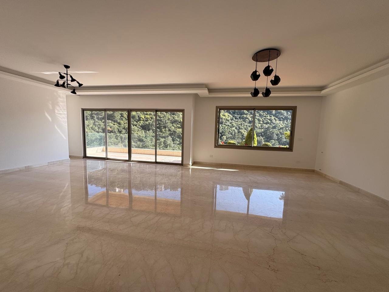 Luxury 3 Bedrooms Apartment for Sale in Bayada, Metn - Sea View — Bayada
